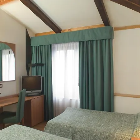 Monaco 3* ヴェローナ