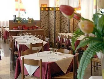 ホテル Monaco 3*