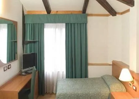 Monaco 3*